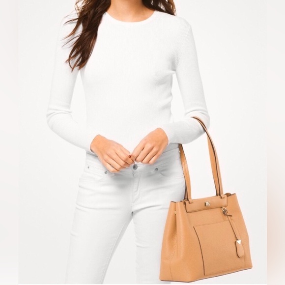 Michael Kors Butternut Tan Tote Bag - Picture 7 of 16